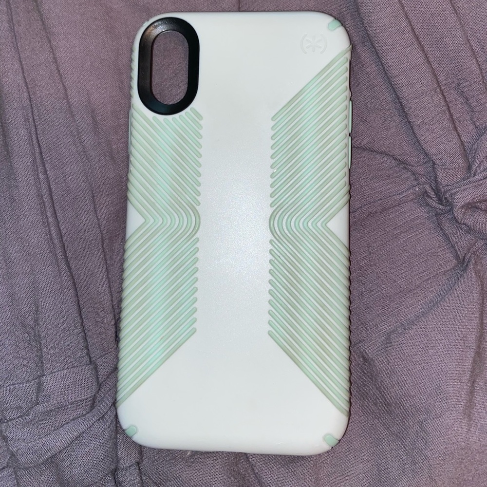 iPhone XR Speck Phone Case